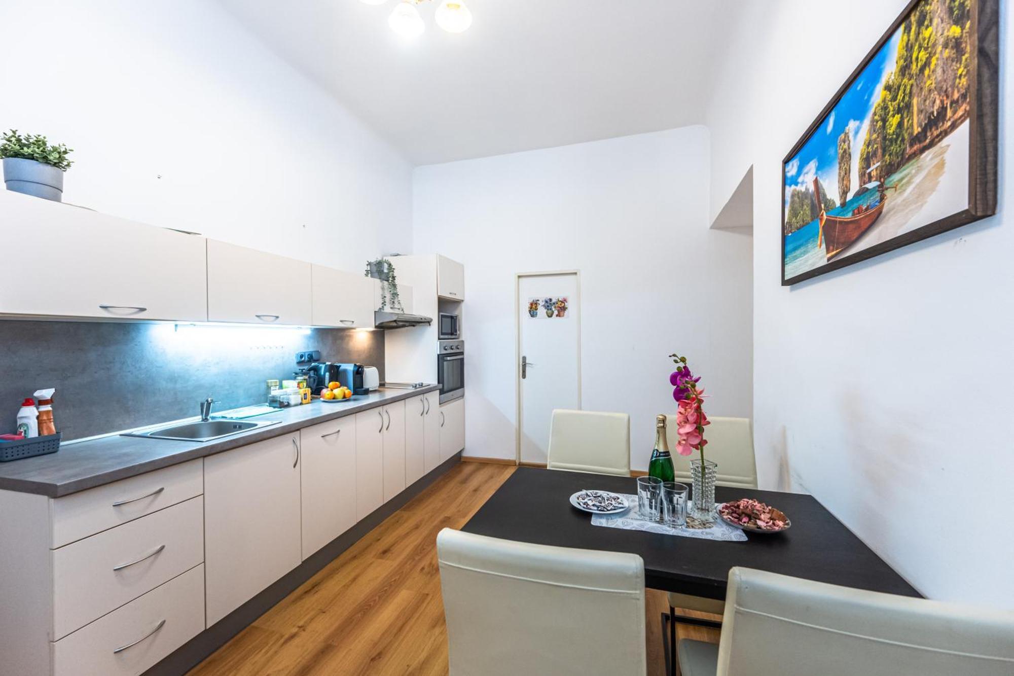 Wenceslas Square 2 Bedroom Apartment Praha Eksteriør bilde